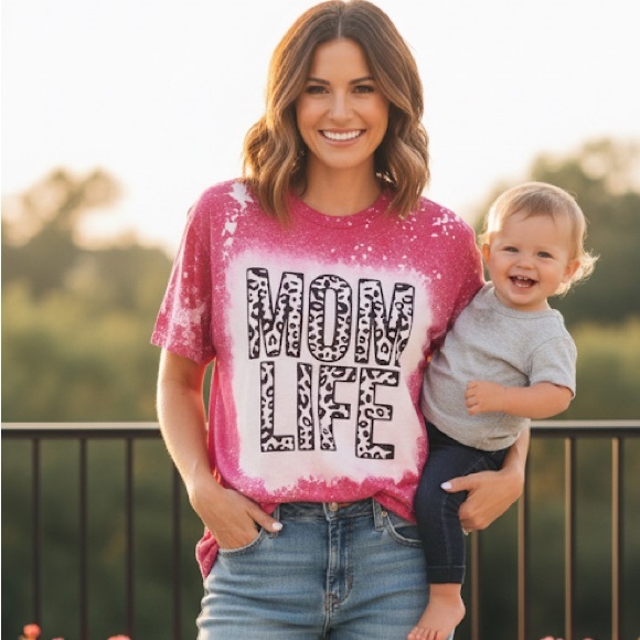 Mom Life Tee - hand bleached - Picture 1 of 8